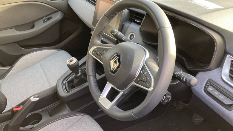 Renault Clio 1.0 TCe 90 Evolution 5dr Petrol Hatchback